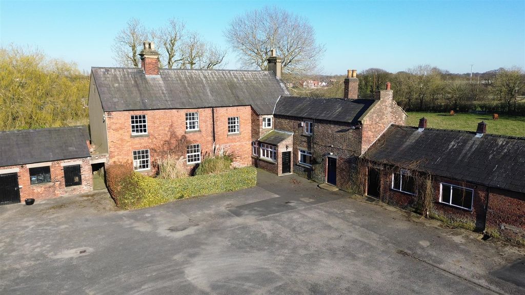 Property photo 2 of 45 Dji_0990.Jpg