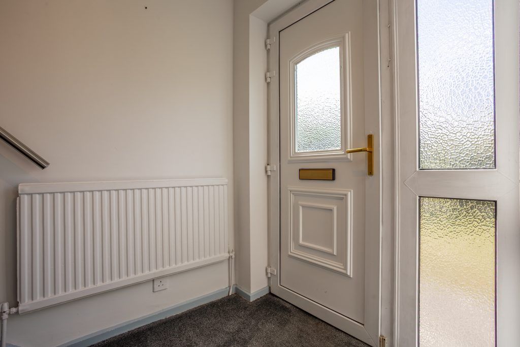 Property photo 3 of 27