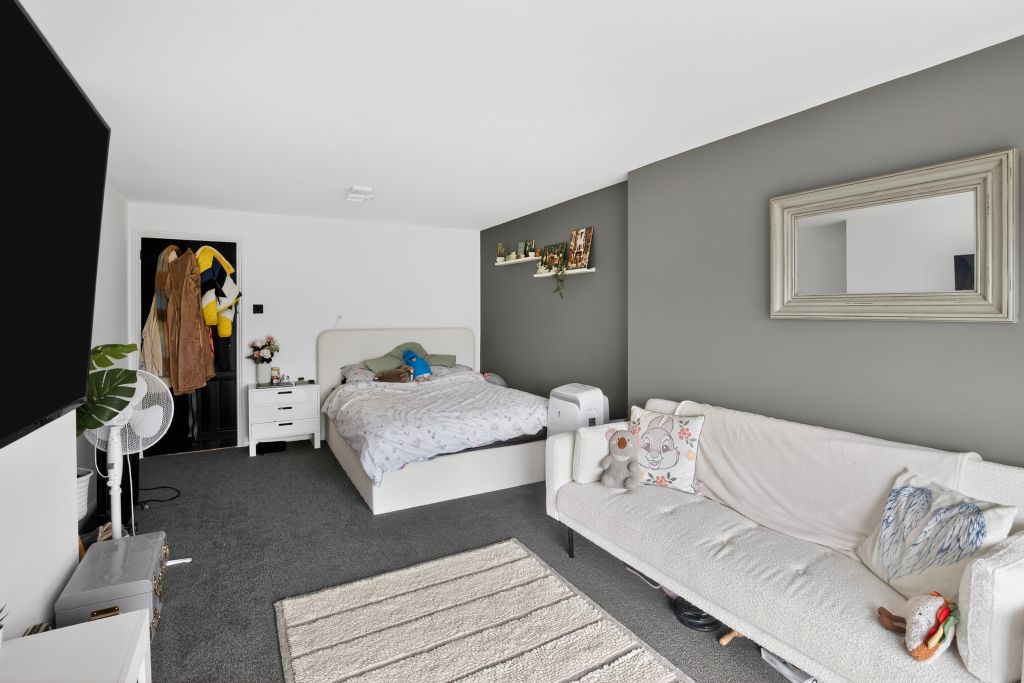 Additional image 19 of 7 bed detached house for saleWilderwick Road, East Grinstead RH19