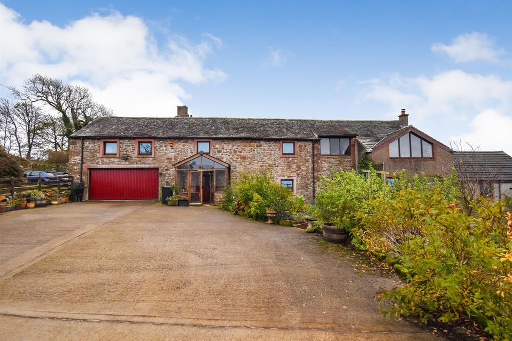 Property photo 1 of 36