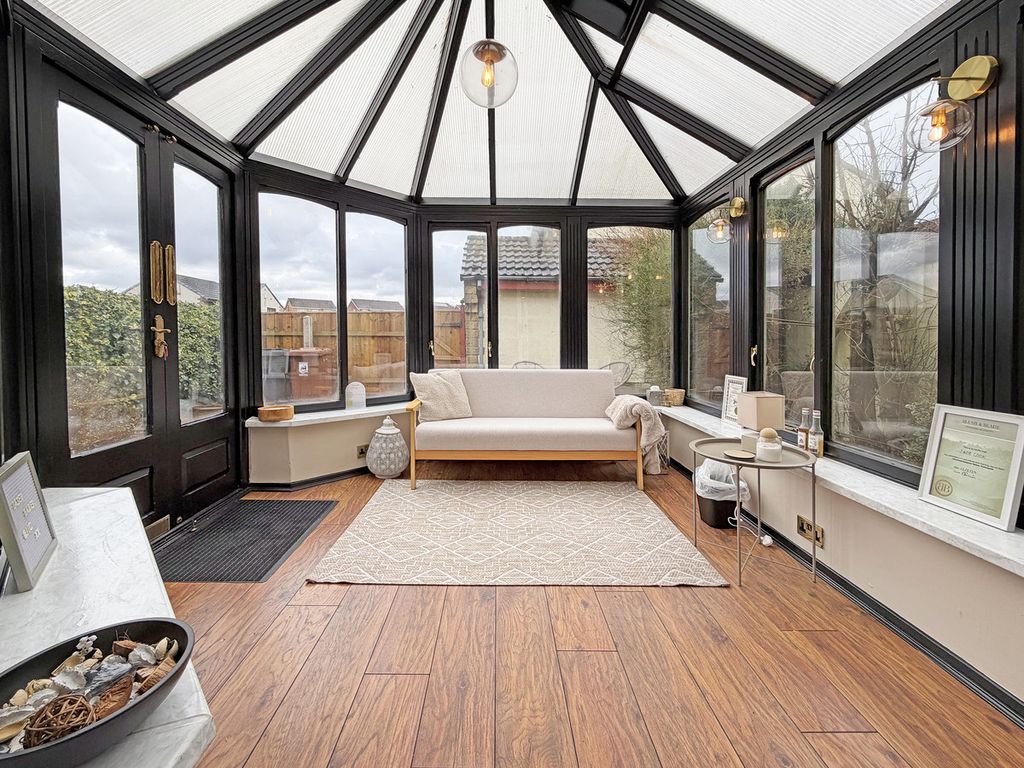 Property photo 3 of 41