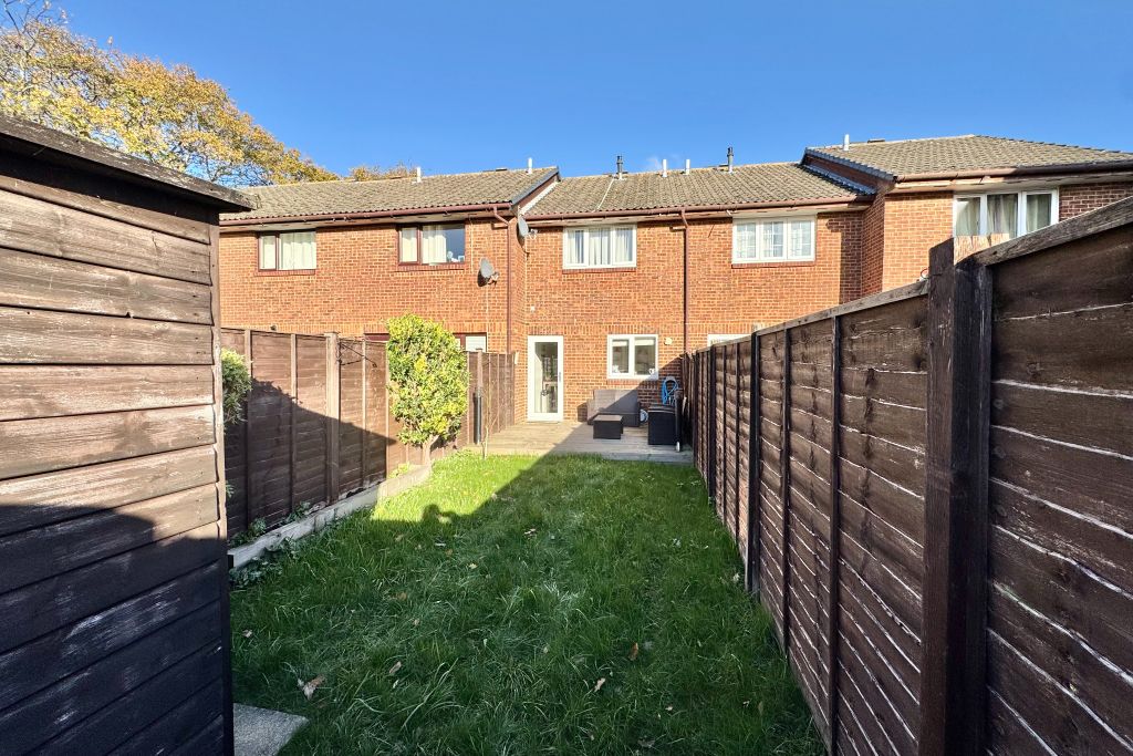 Property photo 3 of 13 Garden