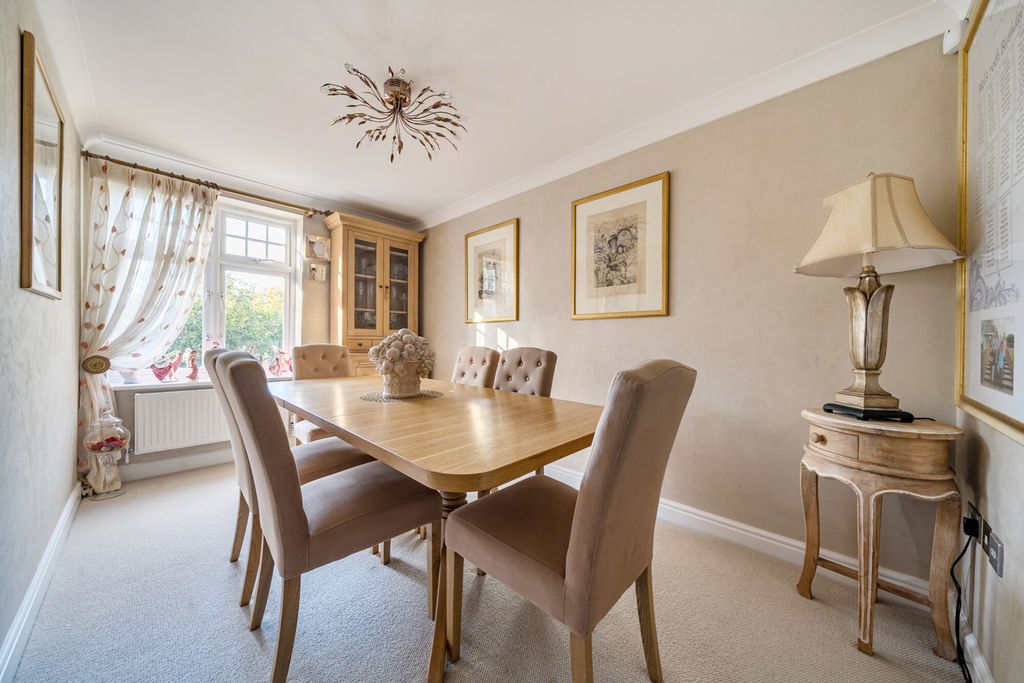 Property photo 3 of 22 Dining Room