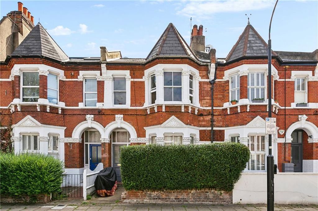 Property photo 1 of 7