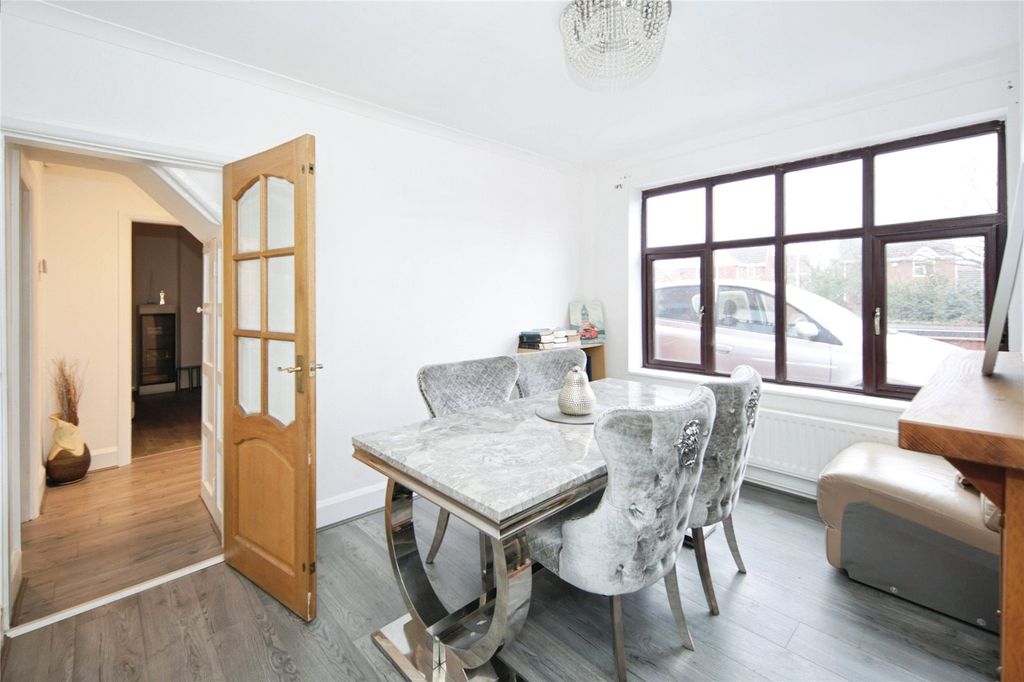 Property photo 3 of 25 Picture No. 10