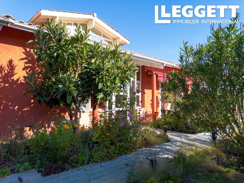 Property photo 2 of 10