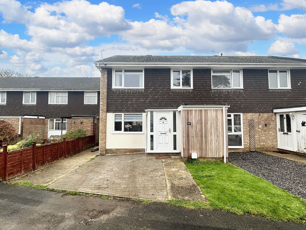 Property photo 1 of 12