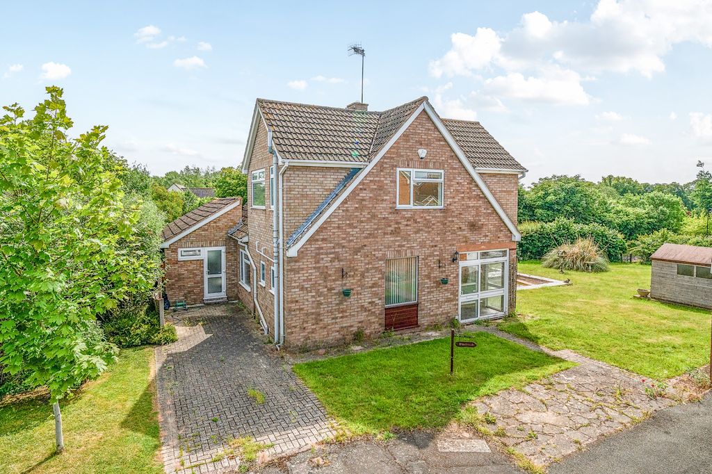 Property photo 1 of 17