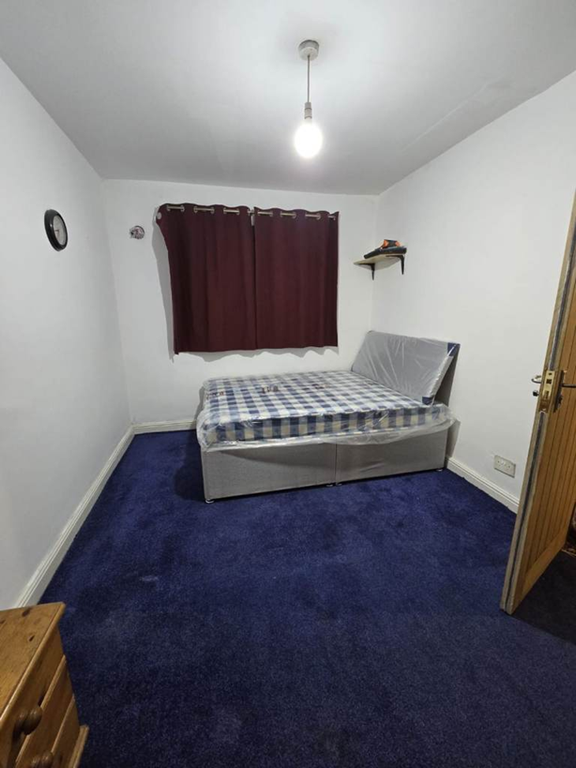 Property photo 2 of 4