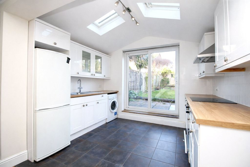 Property photo 2 of 10 Picture No. 34