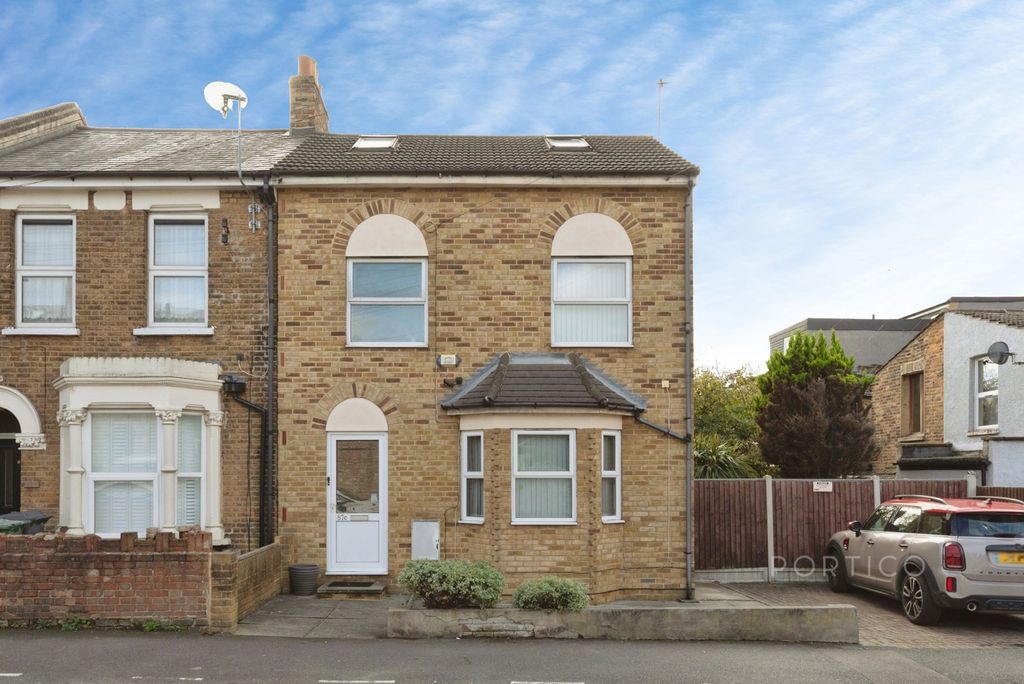 Property photo 2 of 19 Pbox-Img.Jpg