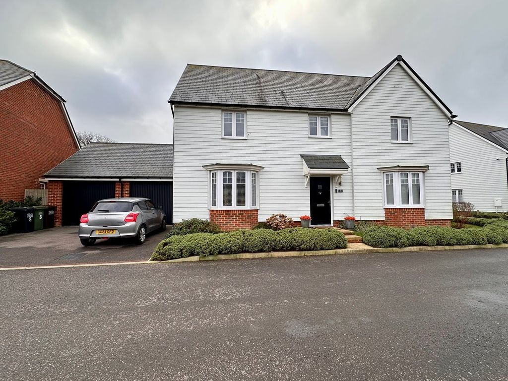 Property photo 1 of 29