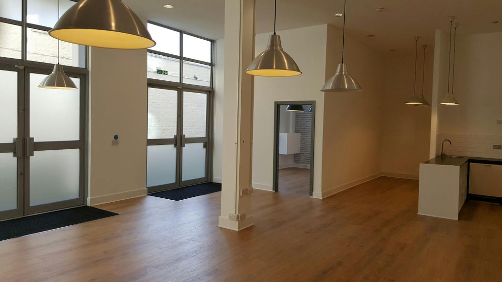 Property photo 1 of 5 Clay Court Office Int1.Jpg