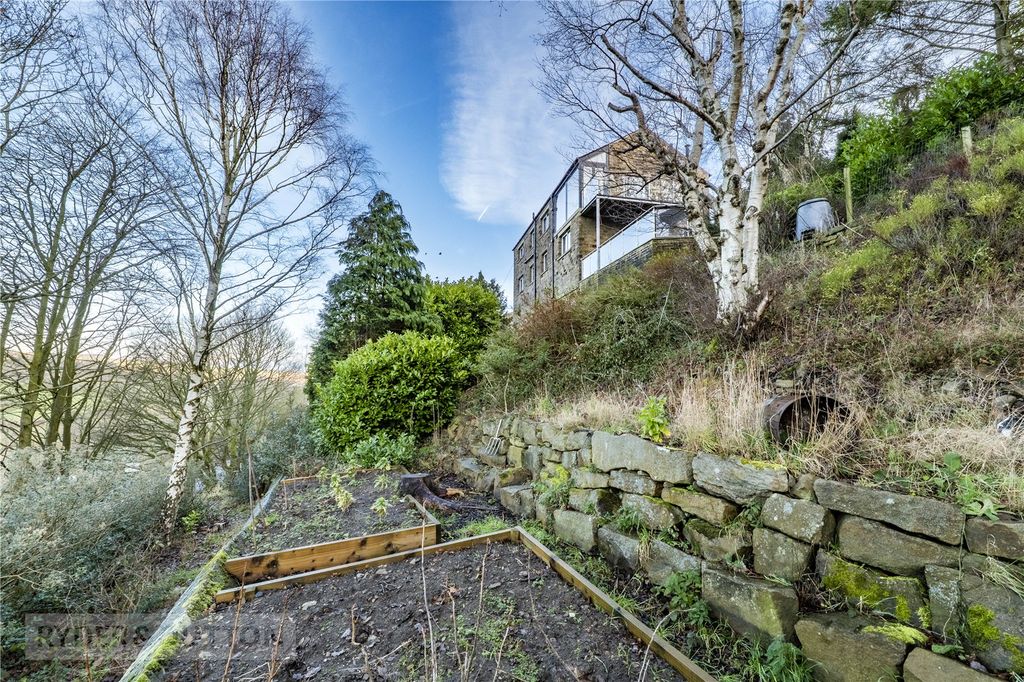 Additional image 25 of 4 bed detached house for saleUnderbank End Road, Holmfirth, West Yorkshire HD9
