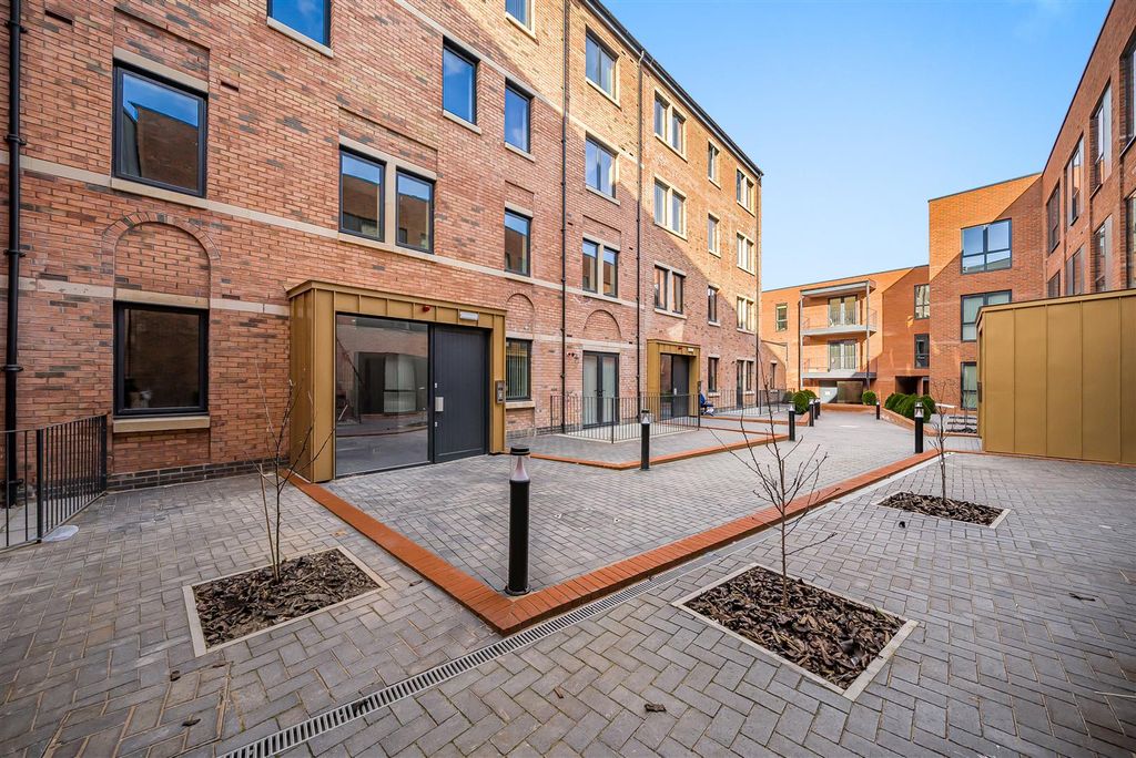 Property photo 3 of 17 1253044 (10).Jpg