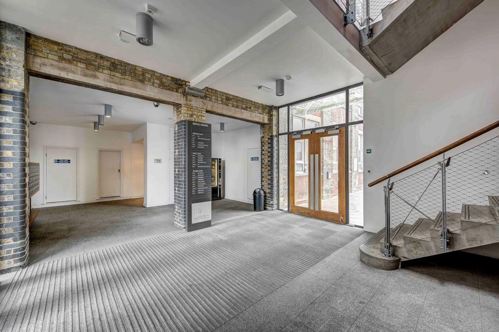 Property photo 3 of 5 25 Ashley Road 338526 Ent2_Rgb.Jpg