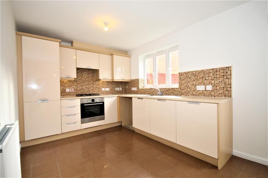 Property photo 3 of 10 5Fc5d14dc683F160E328d9d5A92A5Dd1.Jpeg