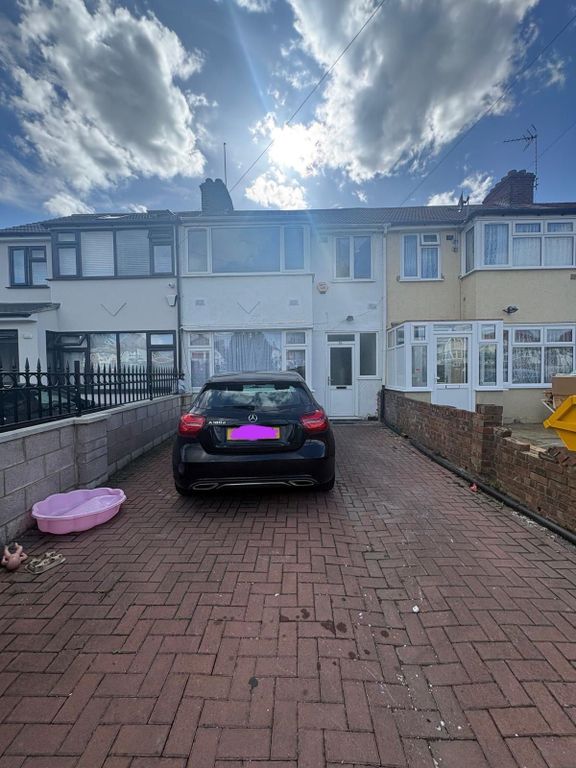 Property photo 2 of 10