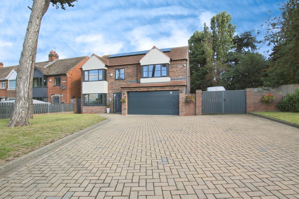 Property photo 1 of 28 4441991