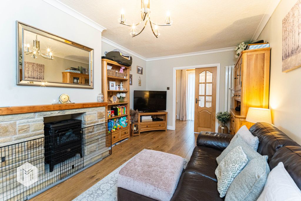 Property photo 2 of 18 Picture No. 26