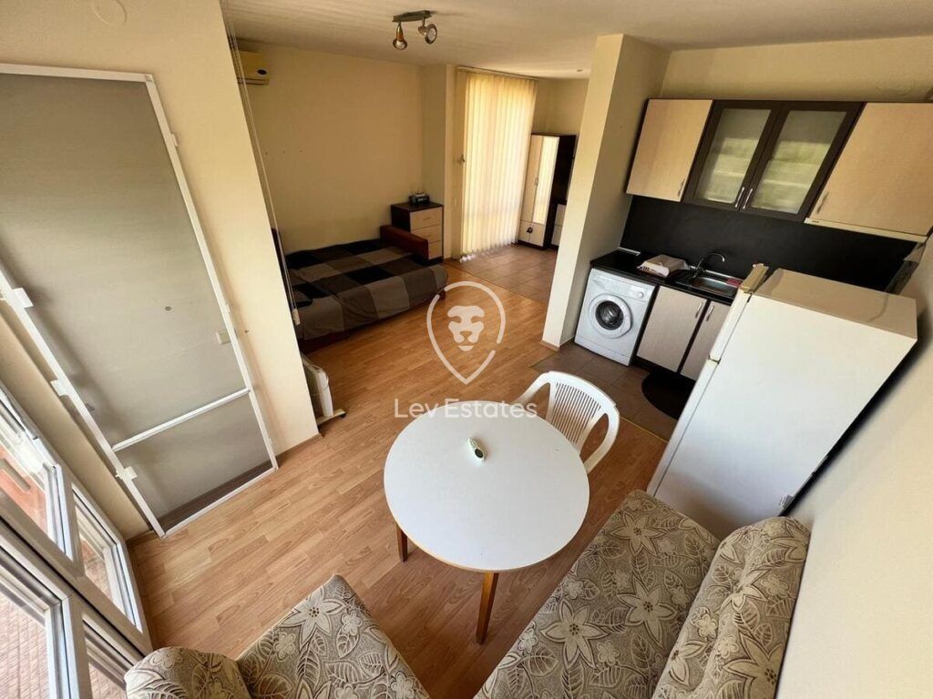 Property photo 1 of 13