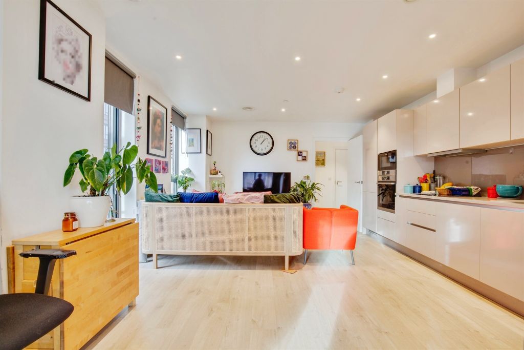 Property photo 3 of 15