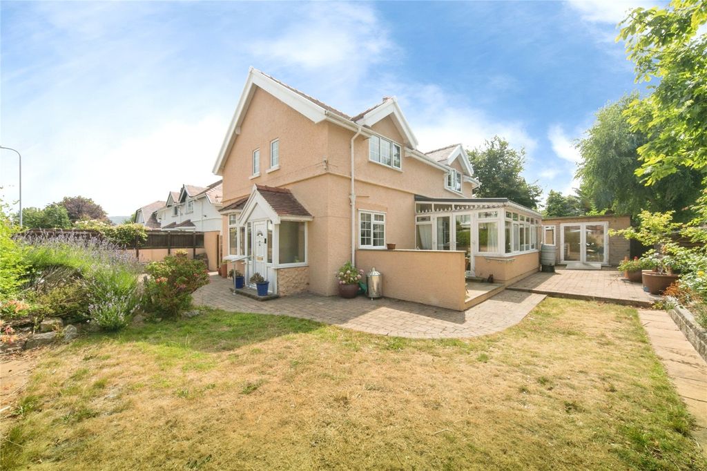 Property photo 1 of 21 Picture No. 06