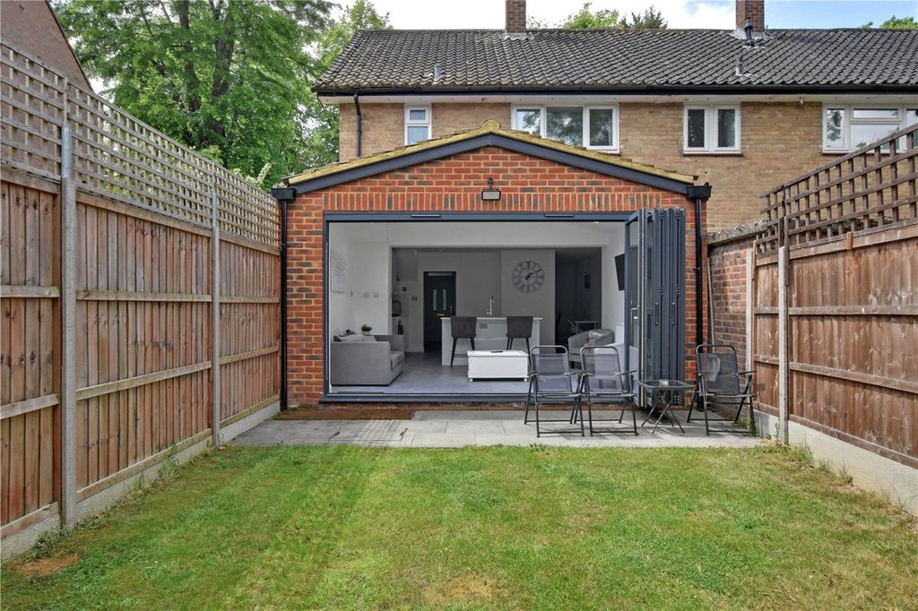 Property photo 1 of 23 Picture No. 11