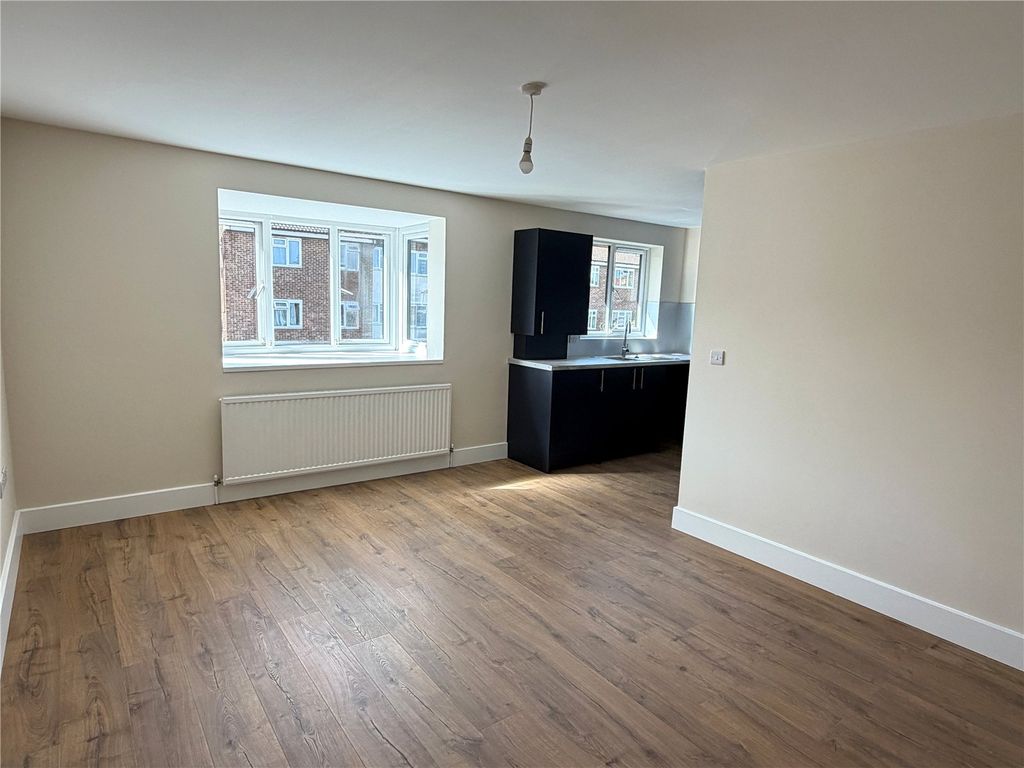 Property photo 1 of 7 Picture No. 05