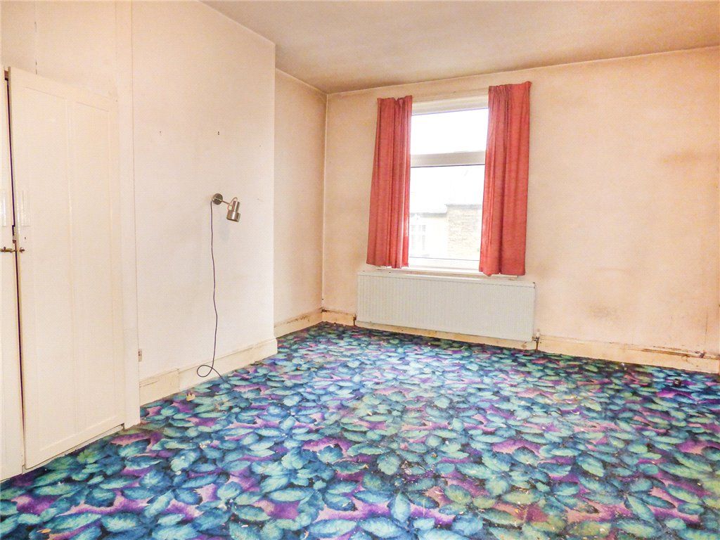 Property photo 3 of 12 Bedroom