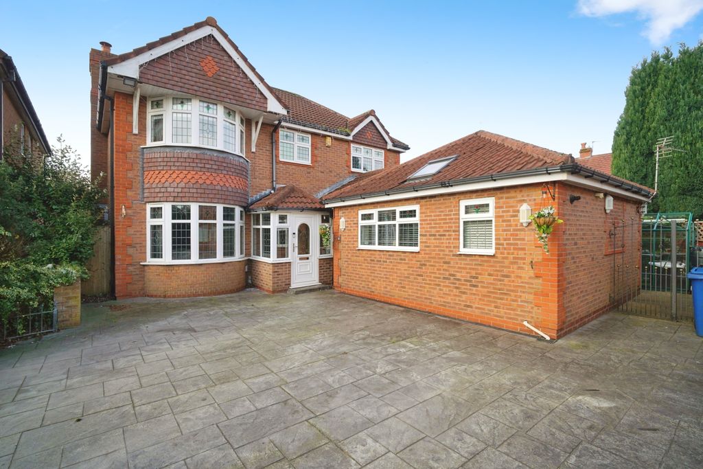 Property photo 1 of 14