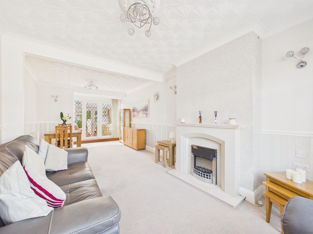 Property photo 3 of 14 5068574