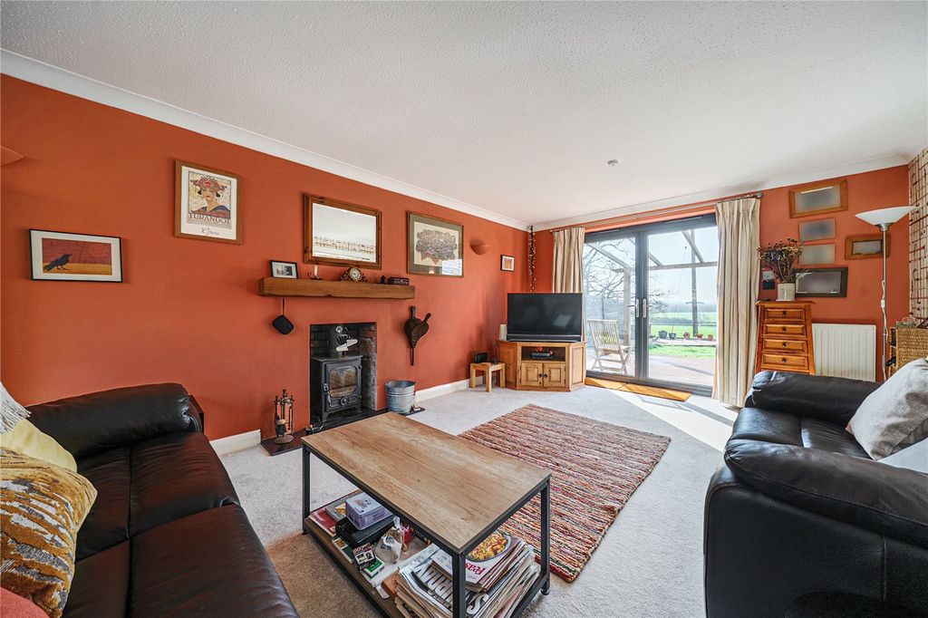 Property photo 3 of 20 Picture No. 04