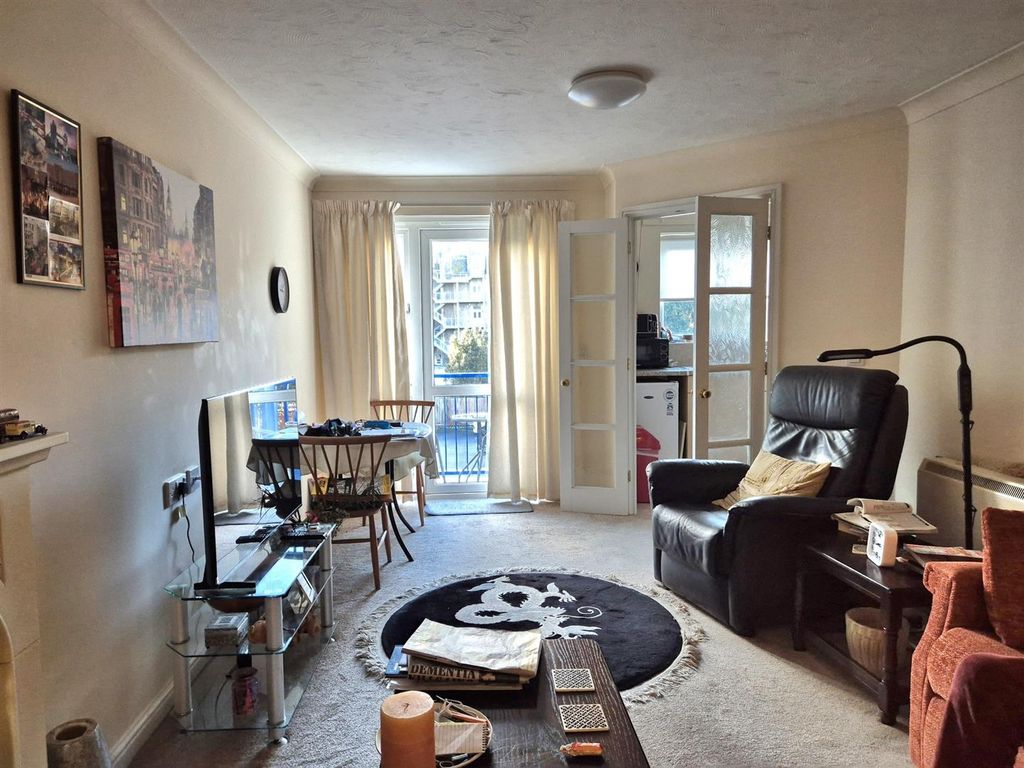 Property photo 3 of 8 20251212_150726_Resized.Jpg