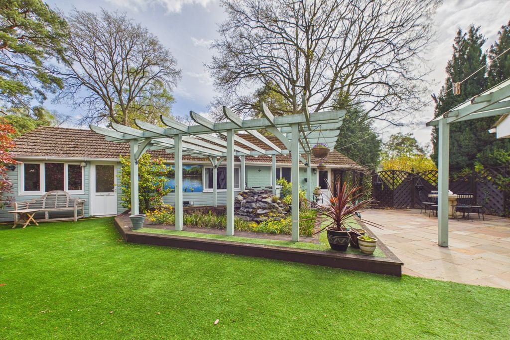Additional image 22 of 6 bed detached house for saleHighway, Crowthorne, Berkshire RG45