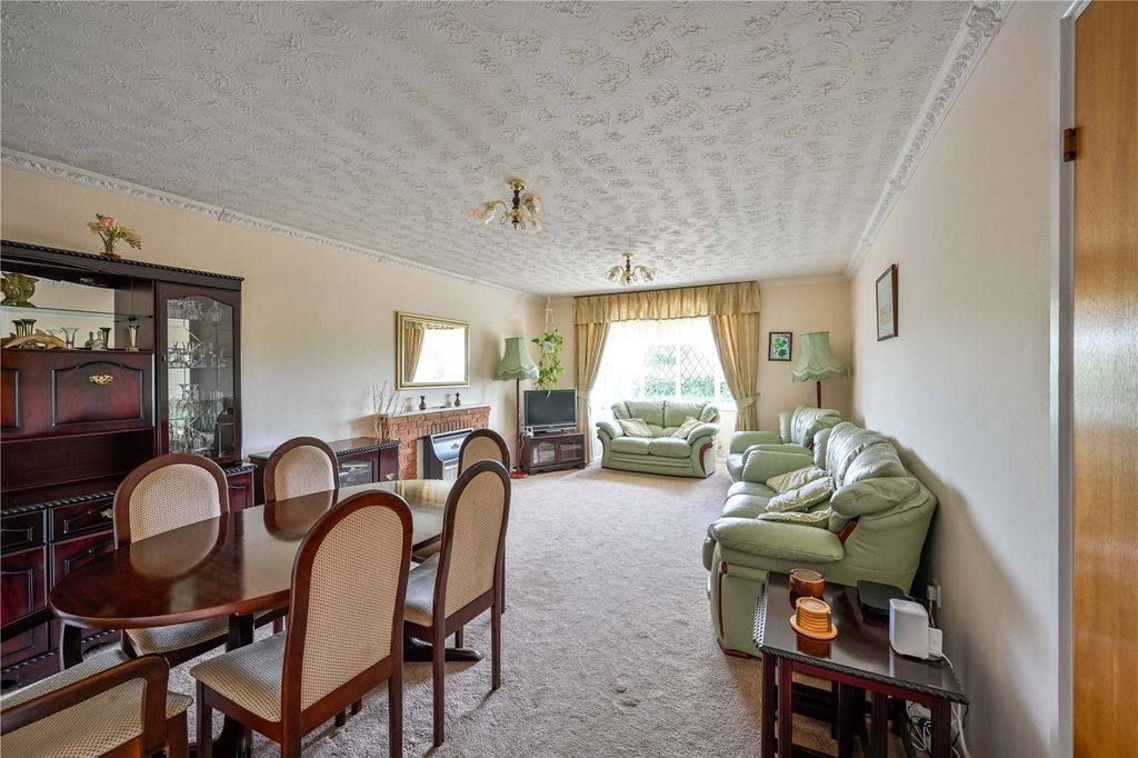 Property photo 3 of 19 Picture No. 11