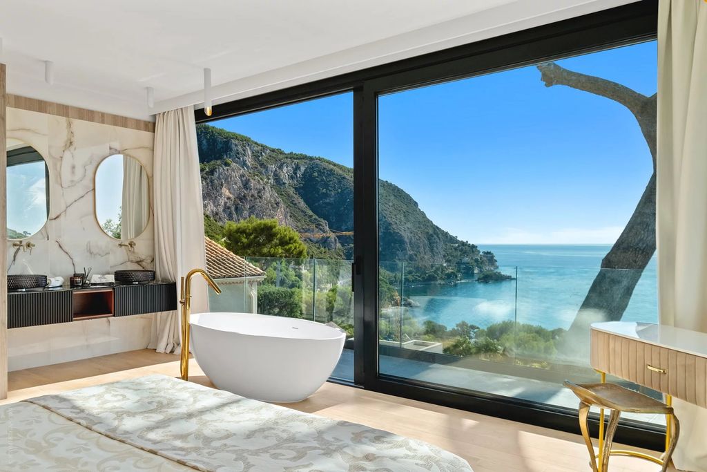 Property photo 3 of 30