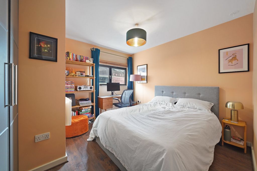 Property photo 3 of 17 Picture No. 29