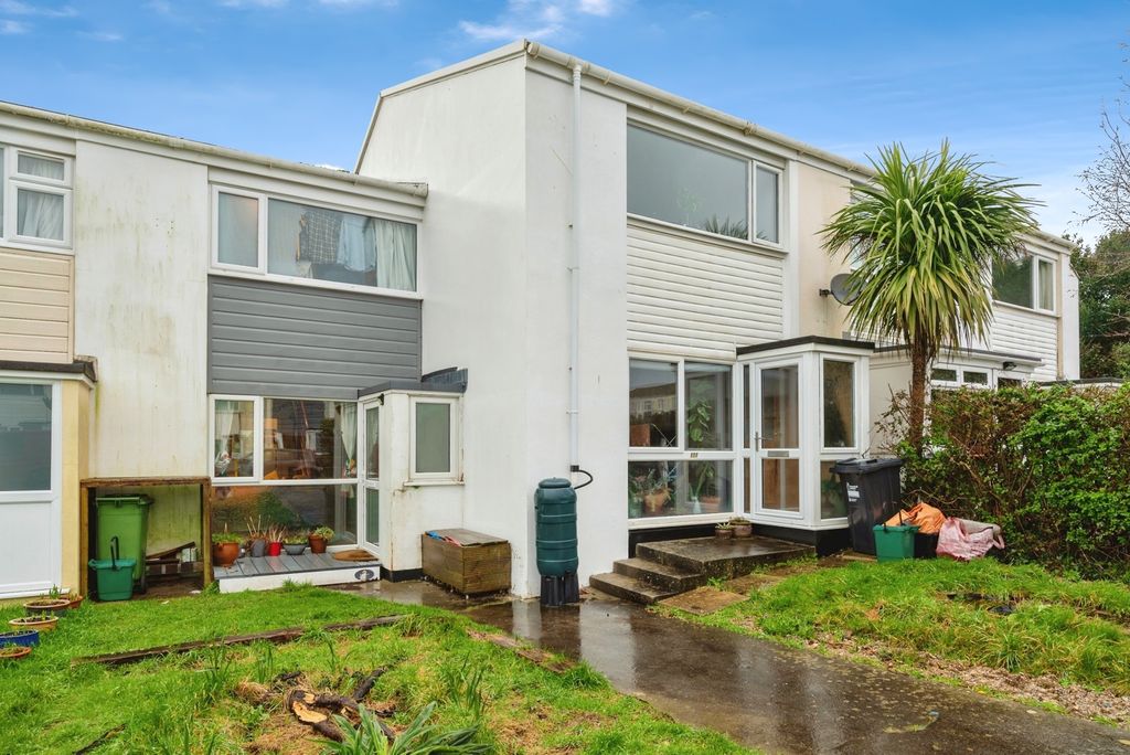 Property photo 1 of 18 Pbox-Img.Jpg