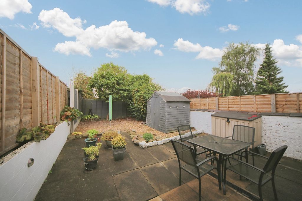 Property photo 3 of 21