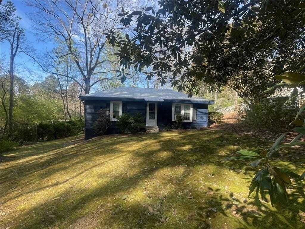 Property photo 1 of 16