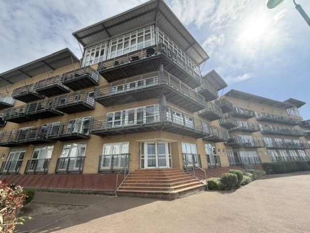 Property photo 2 of 11