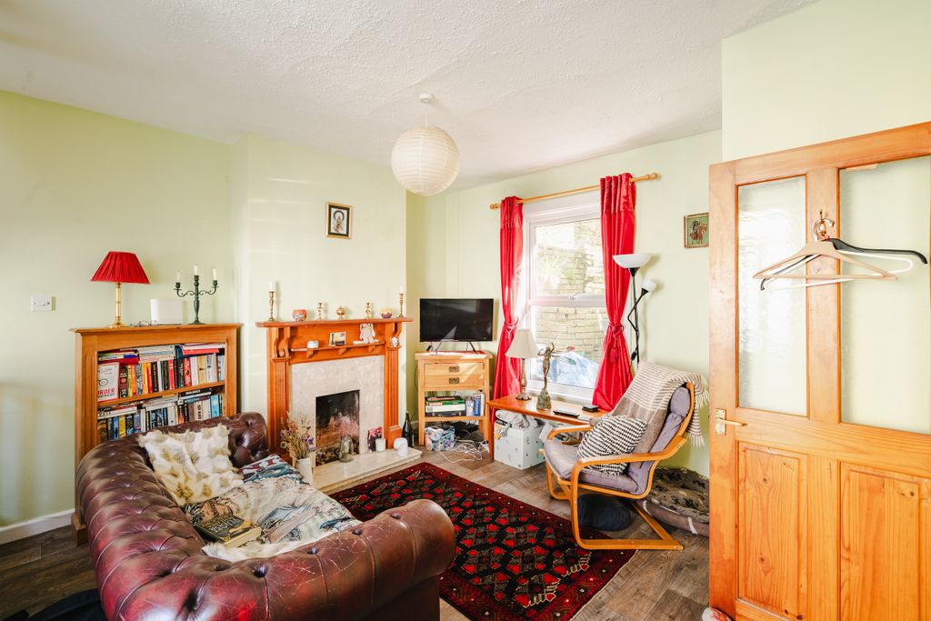 Property photo 1 of 13 Photo 1