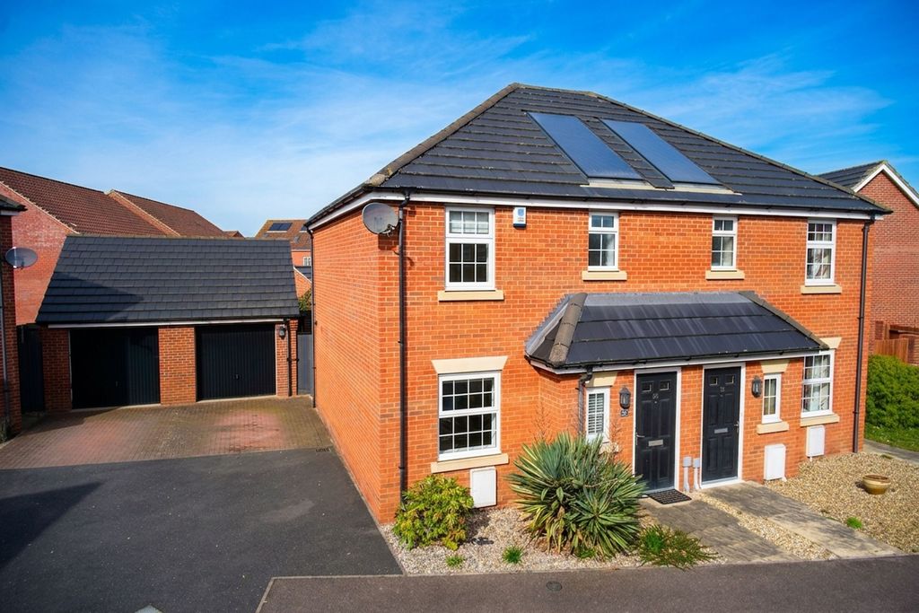 Property photo 1 of 21