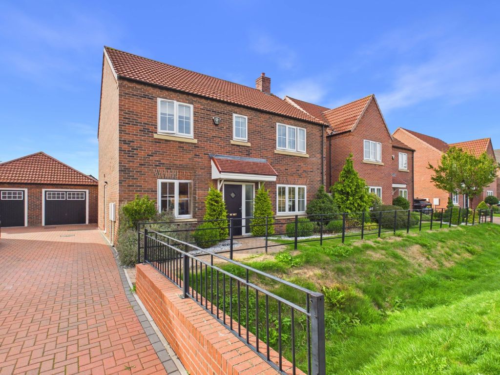 Property photo 1 of 28 5419381