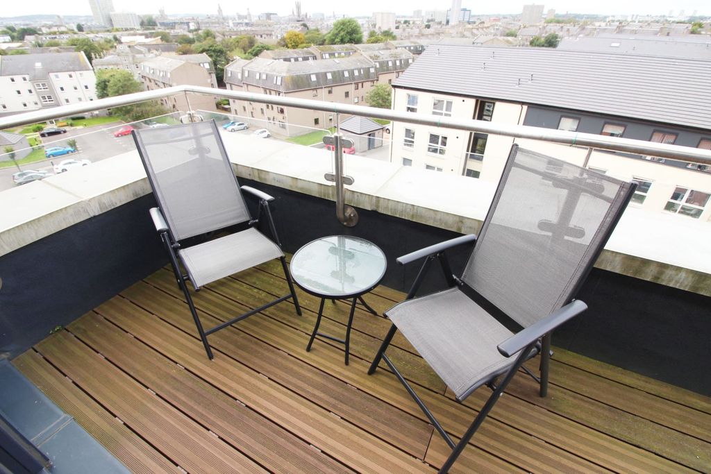 Property photo 2 of 20 Sun Terrace