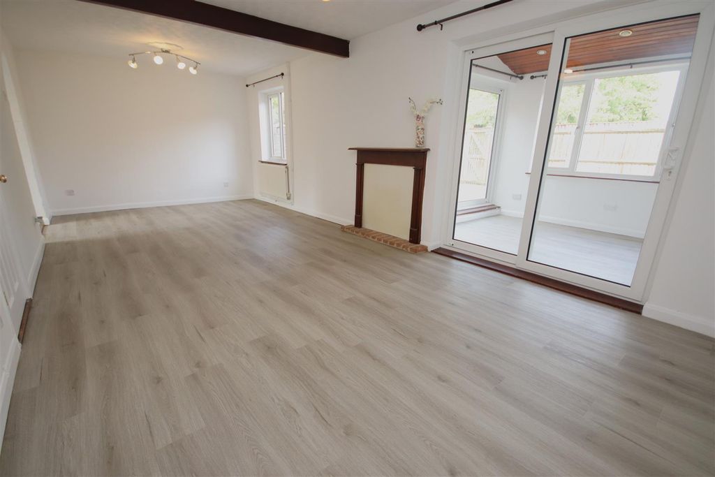 Property photo 2 of 13 Img_3889.Jpg