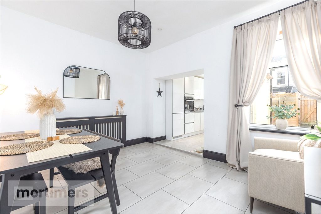 Property photo 2 of 24 Dining Area