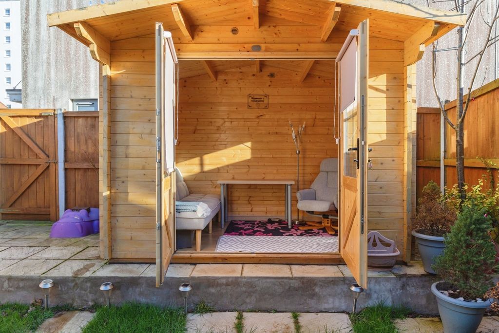 Property photo 3 of 20 Pbox-Img.Jpg