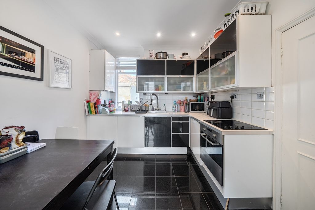 Property photo 1 of 9 1502520 (11)